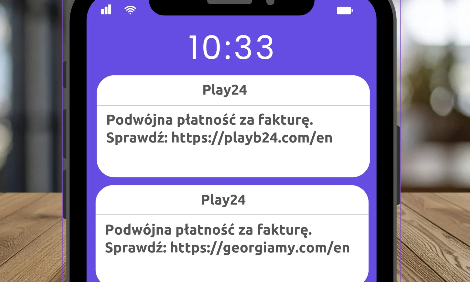 Naranja con aviso urgente para clientes Play. se trata de facturas