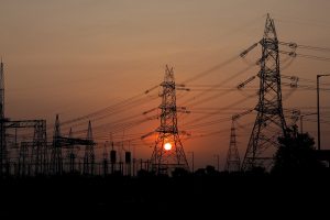 Un electricista explica sencillamente por qué es tan importante la modernización de la red