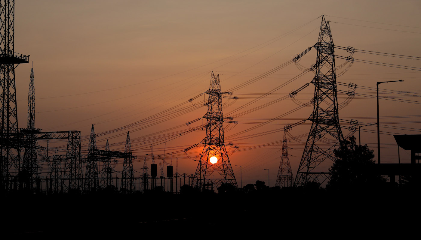 Elektryk prosto wyjaśnia, dlaczego modernizacja sieci jest tak ważna
