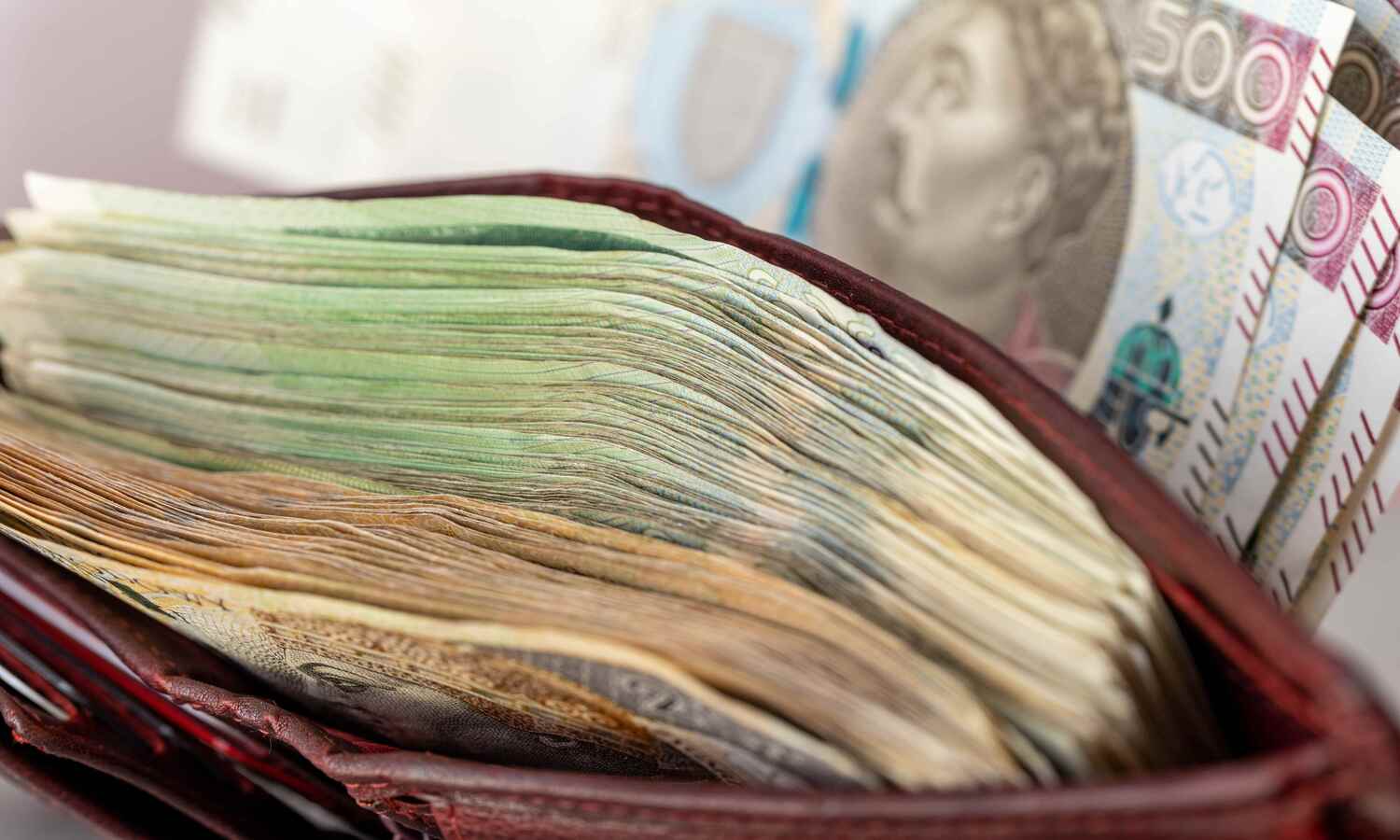 Koniec gotówki? Władze wprowadziły nakaz jej przyjmowania