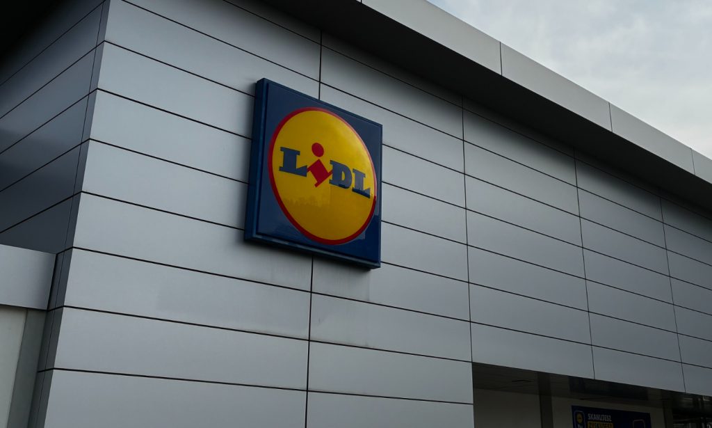 Lidl wyprzedaje ostatnie sztuki. W MediaMarkt 2 razy drożej