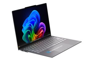 Se acerca una computadora portátil muy delgada. Este será un equipo único.
