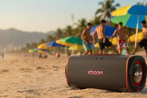 LG desafía a JBL. Esta fiestera ruge con 220W de potencia
