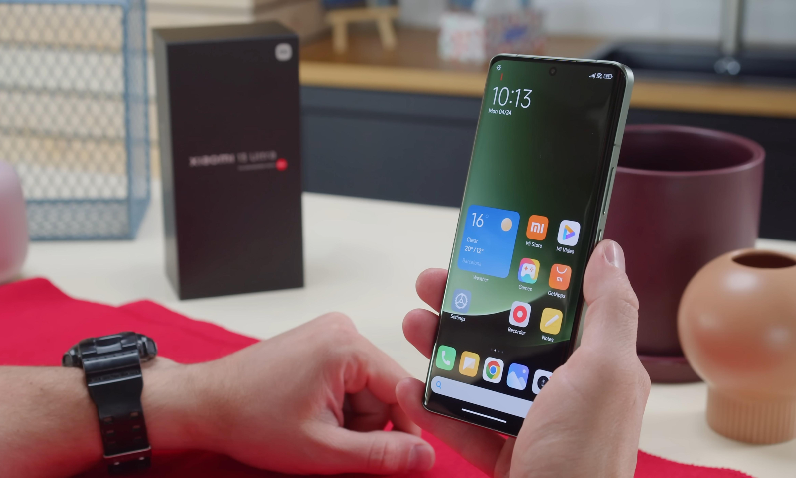 Xiaomi wprowadza HyperOS 4 z Androidem 17. Te smartfony dostaną aktualizację