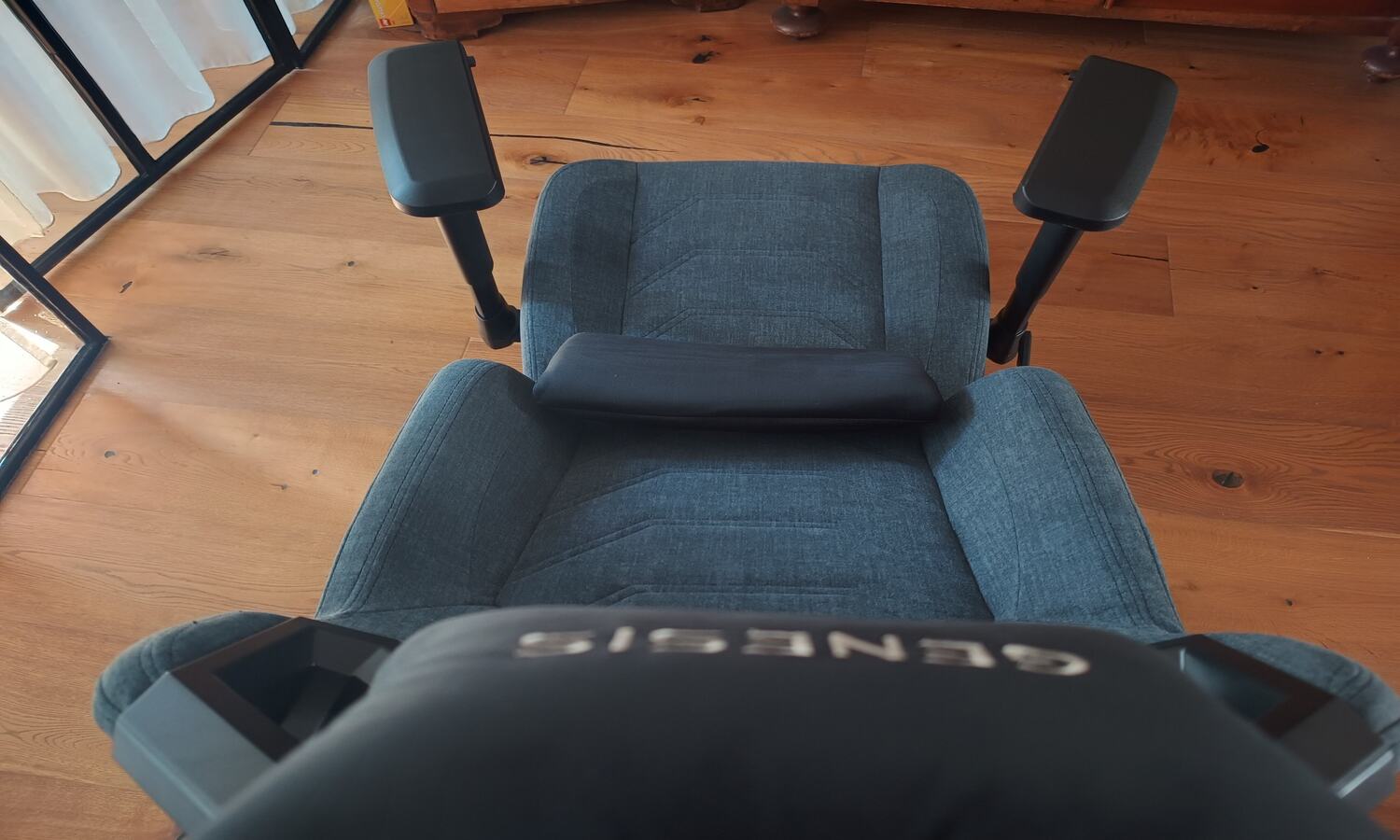Pasé del sofá al sillón Genesis Nitro 800. ¿Cuáles son mis impresiones?