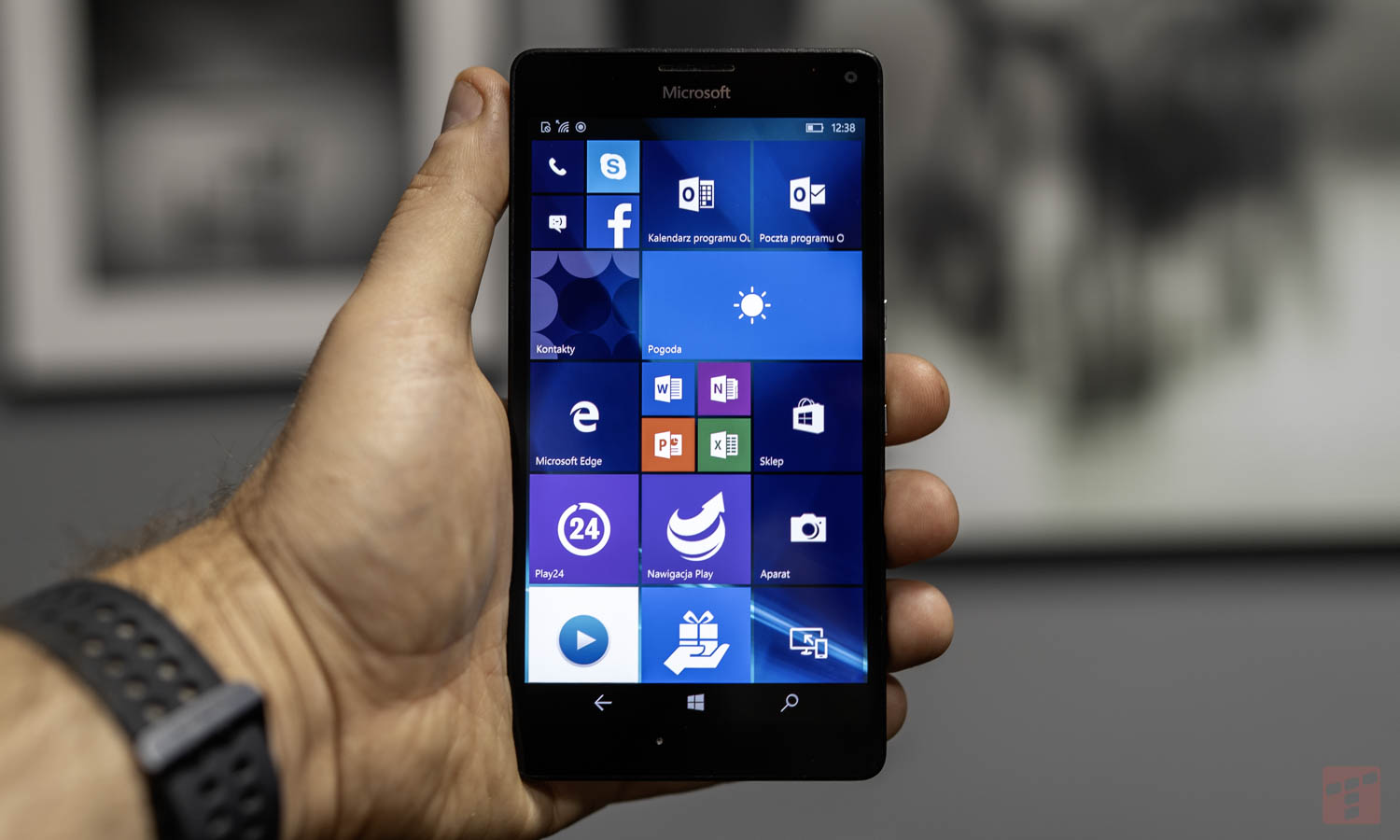 Microsoft tenía todo para ganar. Perdió teléfonos inteligentes