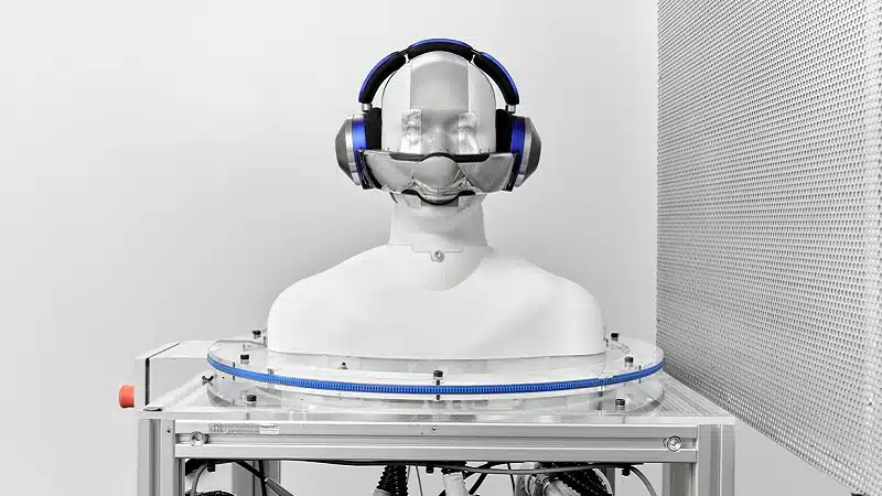 El casco Dyson Zone en desarrollo