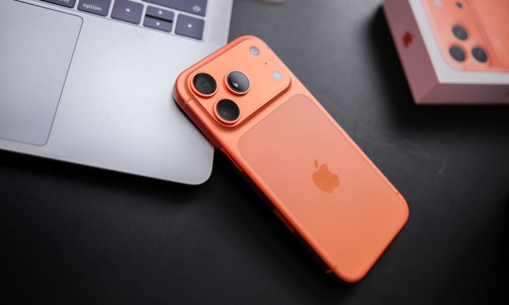 Apple bawi się w ryzykowną grę. Testuje nowe pamięci