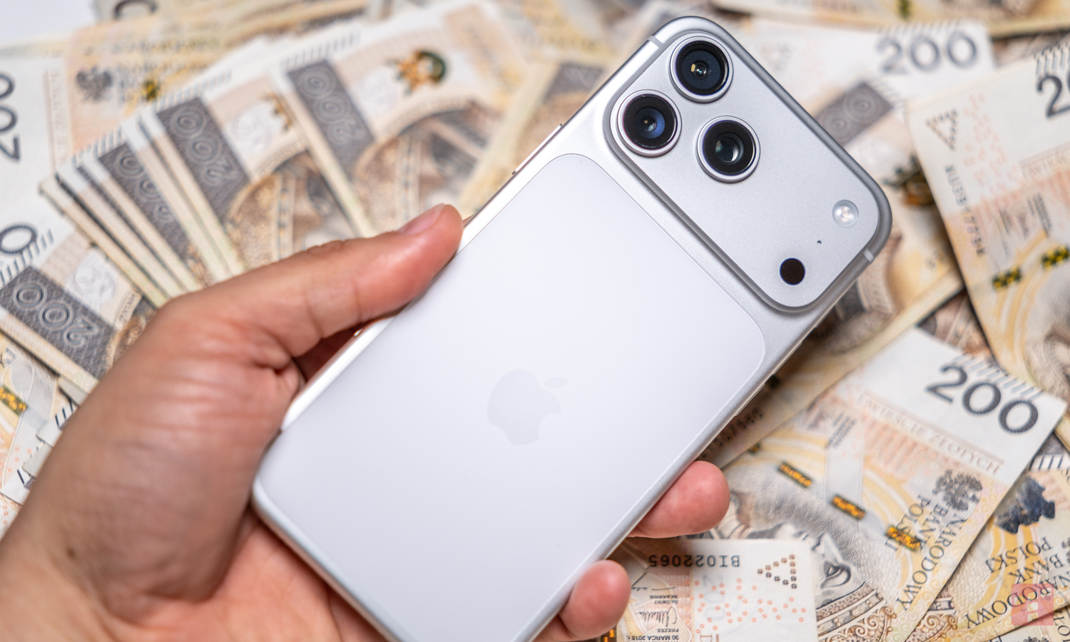 Apple łamie wieloletnią tradycję. To uderzy po portfelach