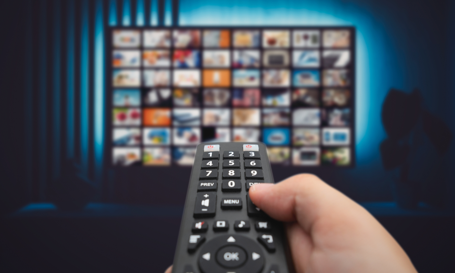 Polacy nie chcą płacić za telewizję. Wybierają coś innego