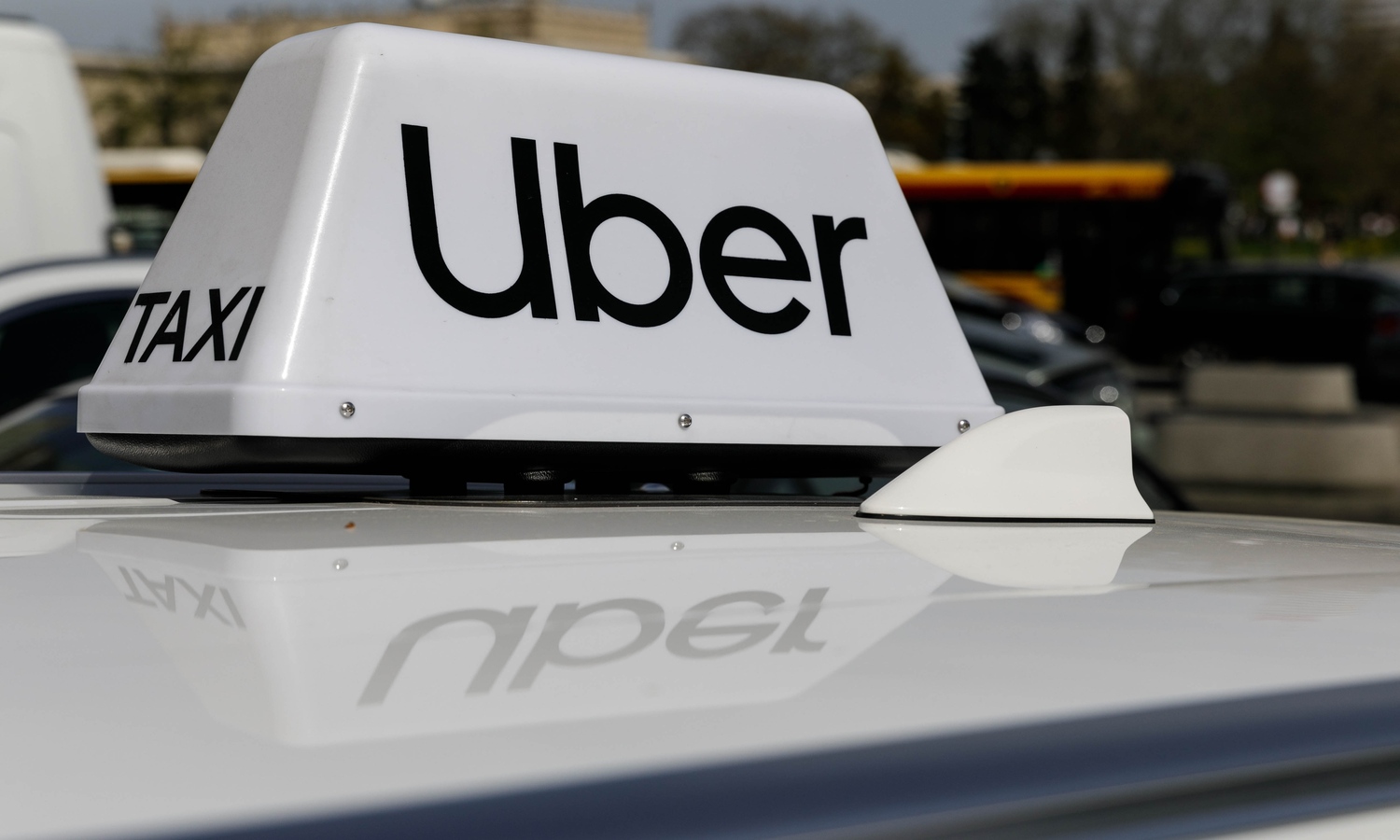 Uber rusza na podbój Europy. Tysiące taksówek bez kierowców