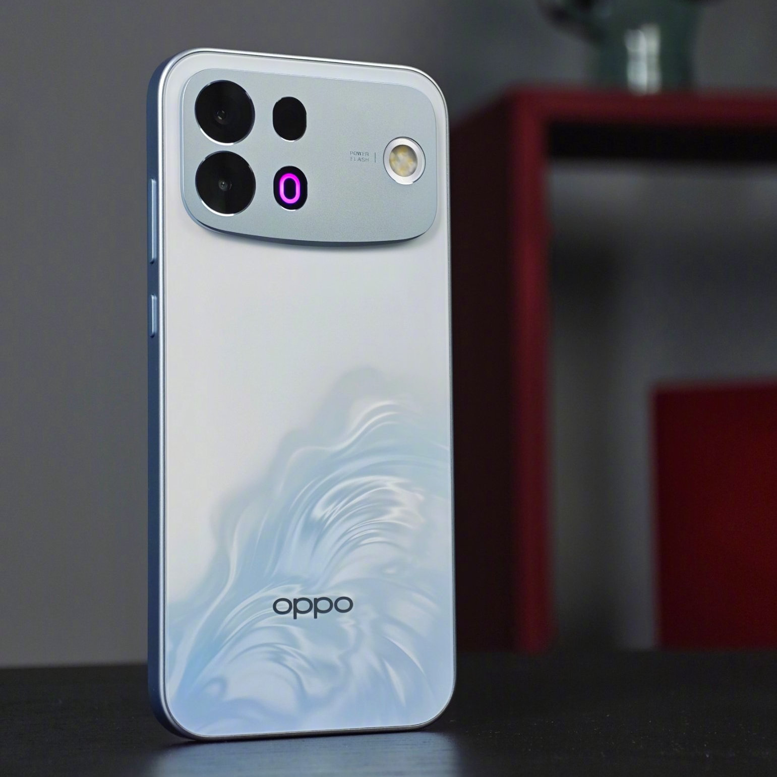 Ya no se necesitan acorazados. El Oppo A7 Pro Max lo tiene todo