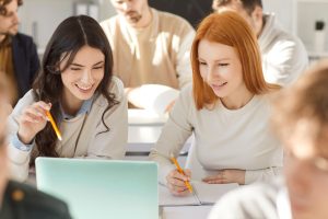 ¿Un portátil para estudiar? Hay un premio especial en juego con estos