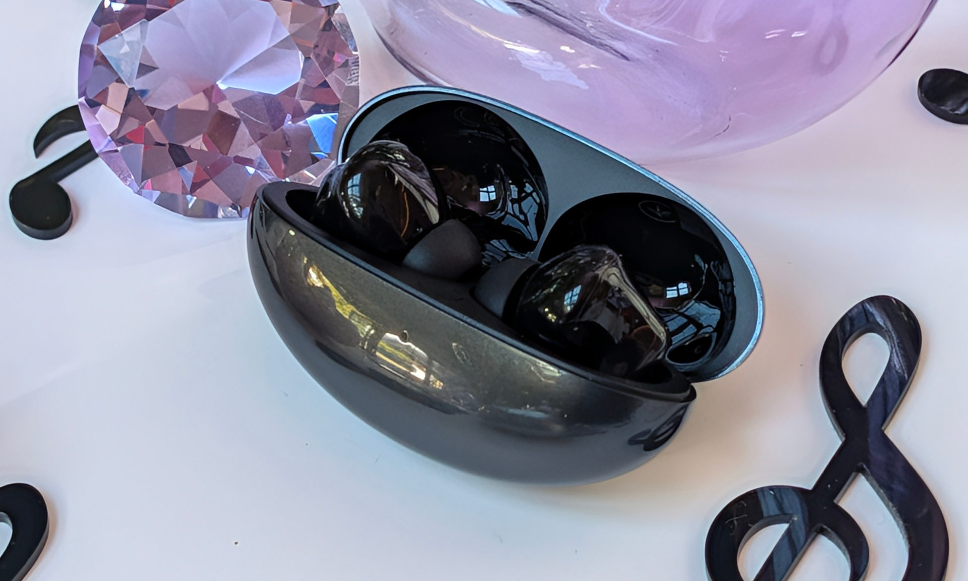 ¿Auriculares pequeños que suenan bien? Huawei FreeBuds Neo con un descuento de 100 PLN