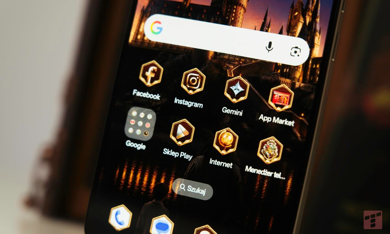 Este teléfono es una enorme dosis de magia y nostalgia. Revisé realme 16 Pro Harry Potter Edition