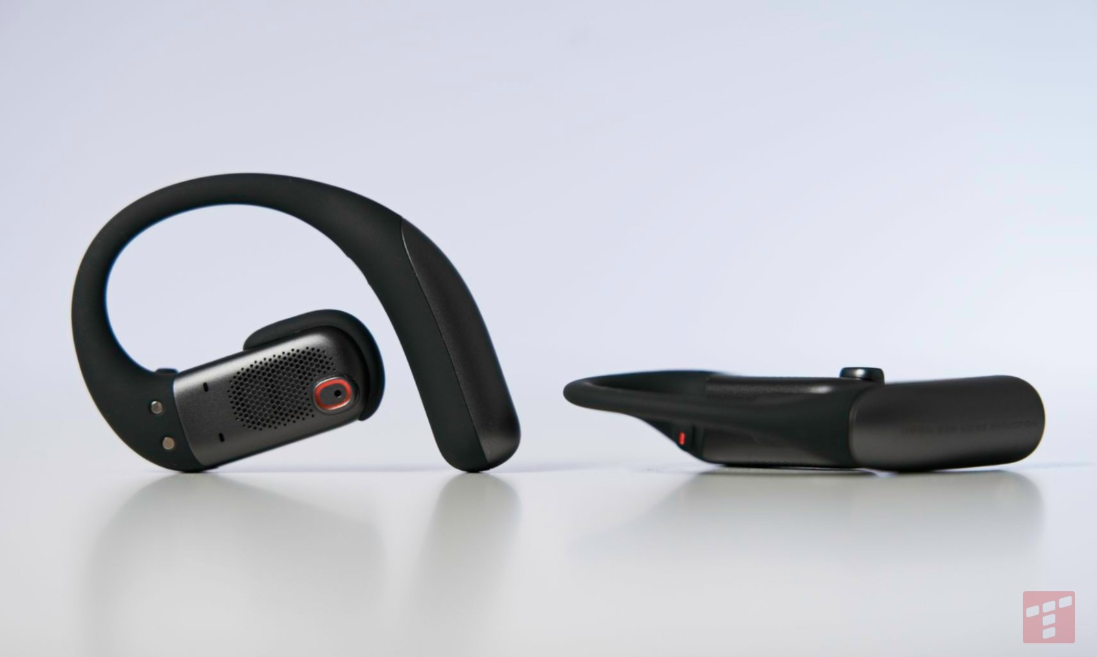 Se suponía que estos auriculares harían lo imposible. Comprobé si funcionó