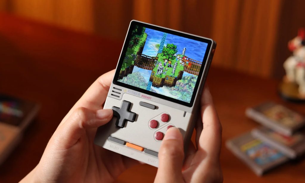 Jest jak Game Boy 2026. Ayaneo rozpieszcza fanów retro grania