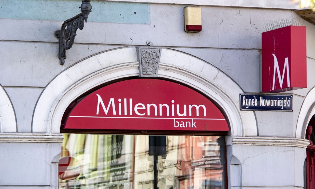 Bank Millennium kusi klientów. 700 zł w bonusie do października