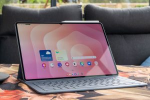 Samsung mostró nuevos buques insignia Galaxy. Pantallas enormes y potencia como una computadora portátil
