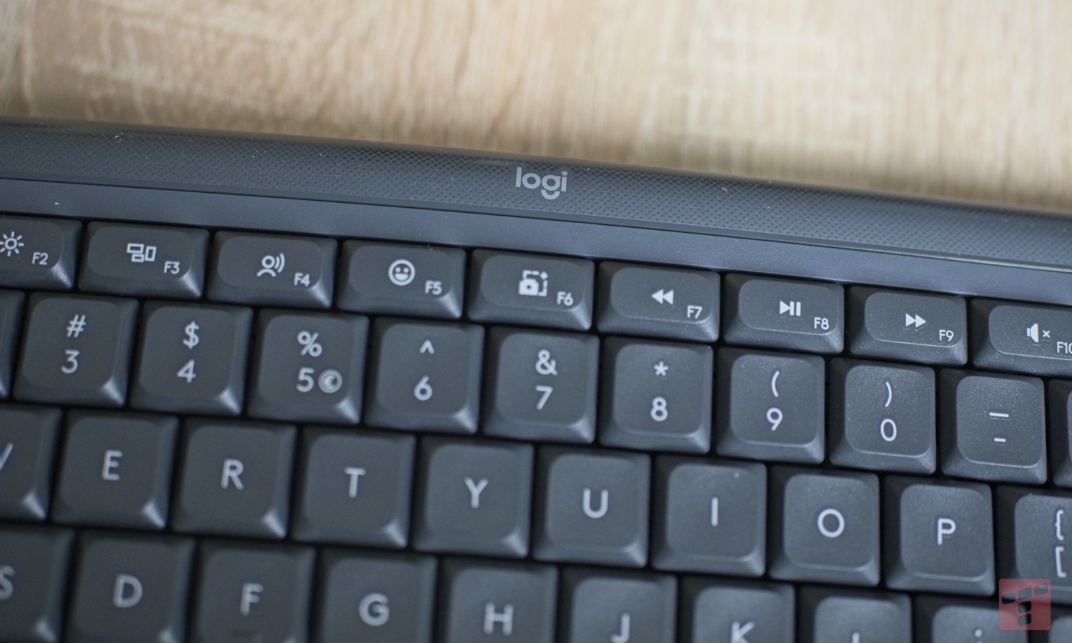 Este ratón tiene una almohada. Prueba Logitech Signature Comfort Plus MK880