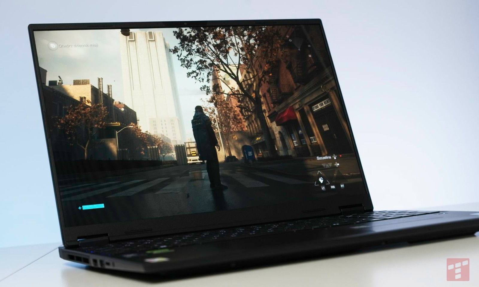 Esta computadora portátil rompe las reglas. Eso es bueno