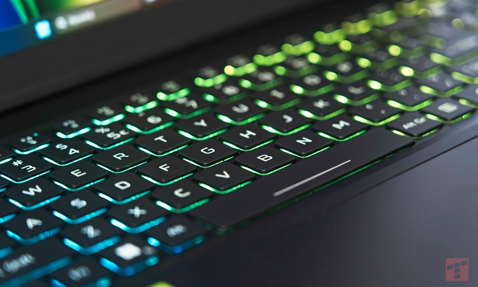 Esta computadora portátil rompe las reglas. Eso es bueno