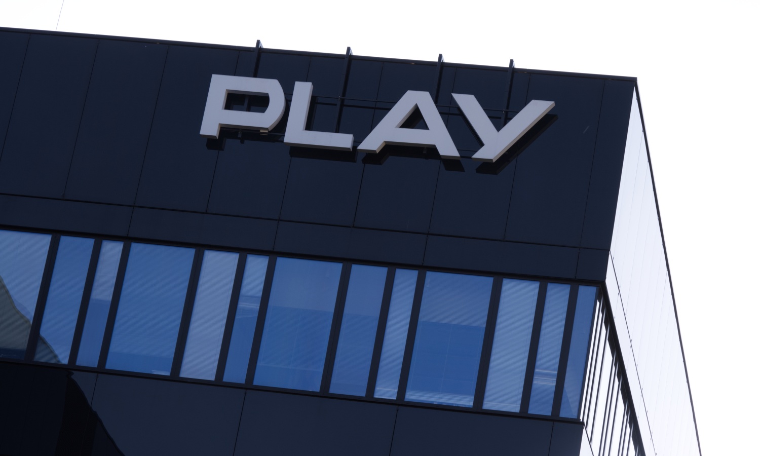 Play le impuso una multa de 1.235 PLN. Tras la denuncia, cambió su decisión