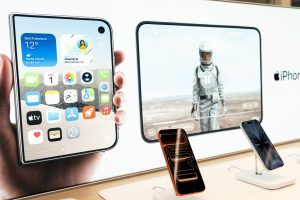 iPhone Duo y problema de pantalla. Algunas piezas no duran ni un día.